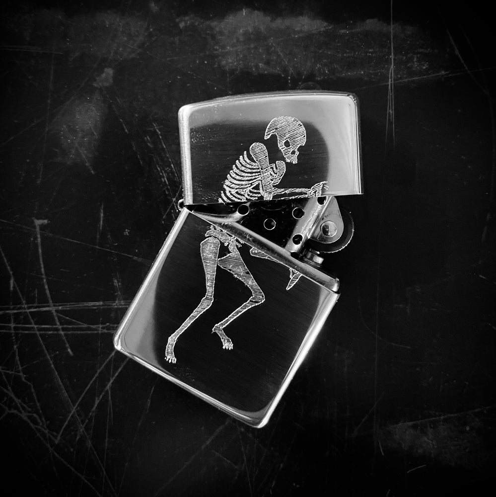
                  
                    Load image into Gallery viewer, Sneakreaper Sterling Zippo
                  
                
